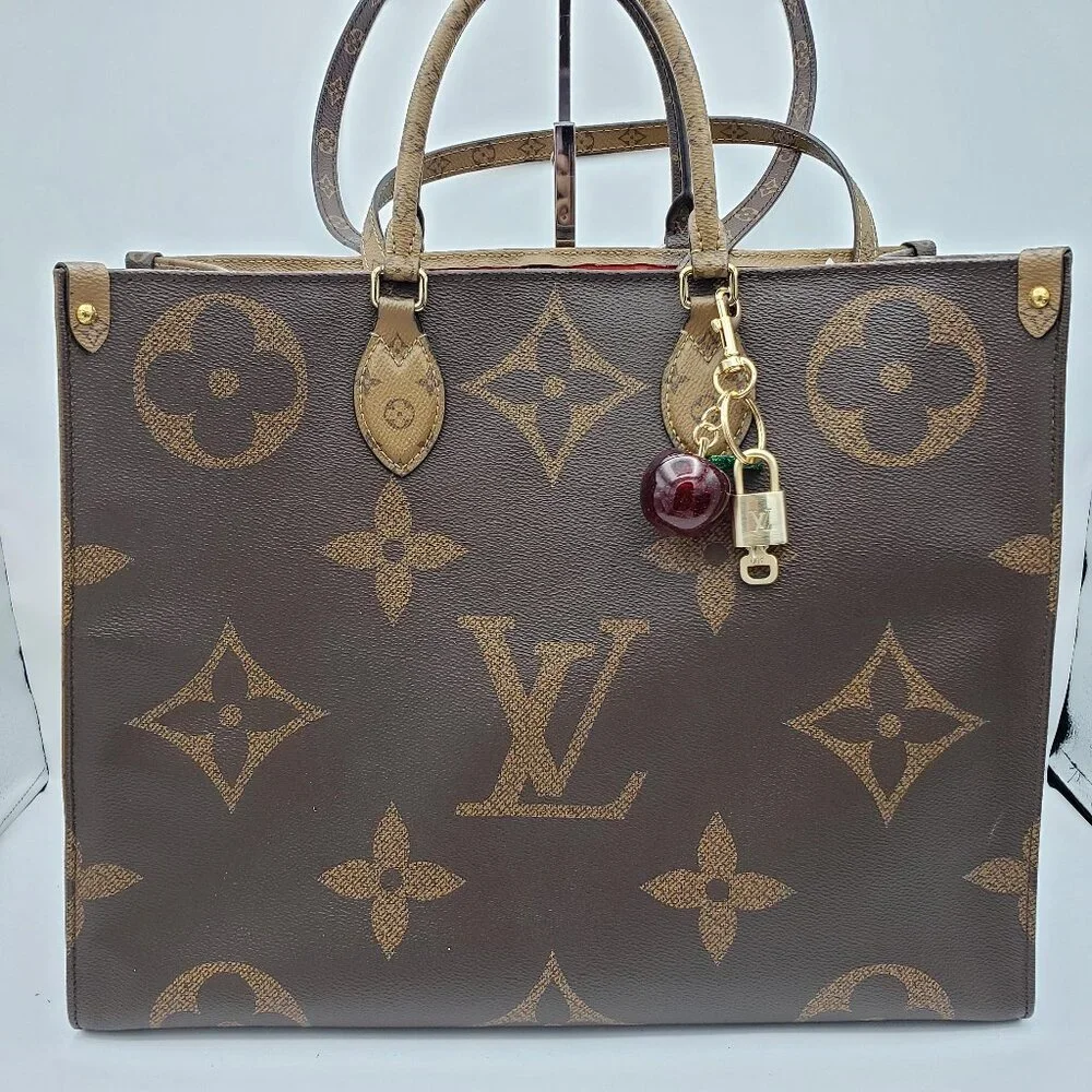 Authentic Louis Vuitton Lock & Key with Unbranded Apple Charm, Keychain